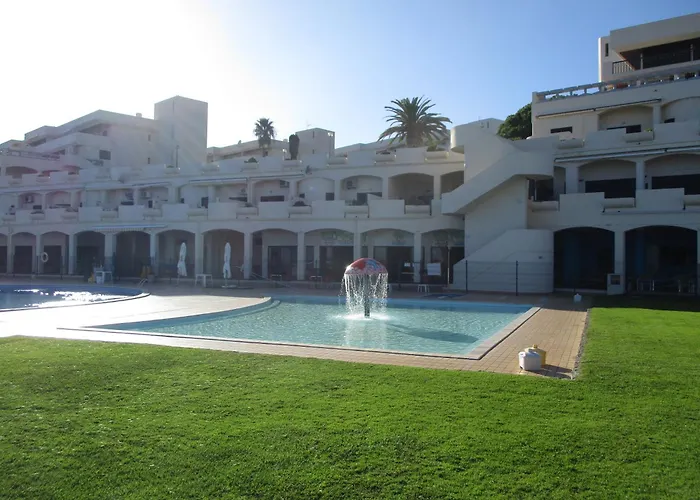 Dona Ana Beach Lagos - Cozy Flat